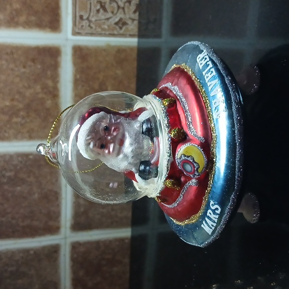 Santa in Mars Spaceship Ornament - Picture 6 of 8